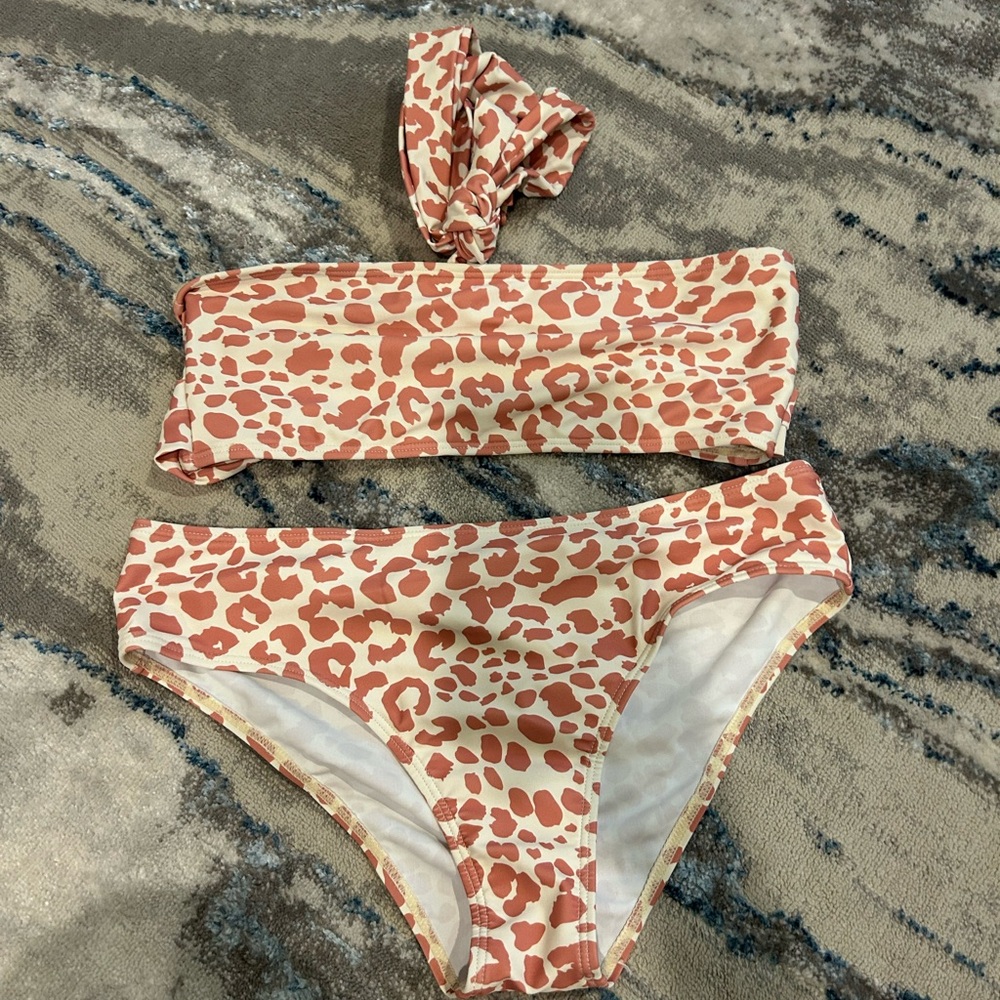Pink Lily Leopard Print Bikini Set